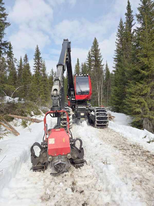 Komatsu 911.7 Harvesters