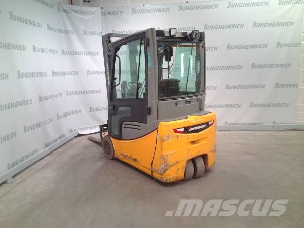 Jungheinrich EFG 216 Elektrikli forkliftler