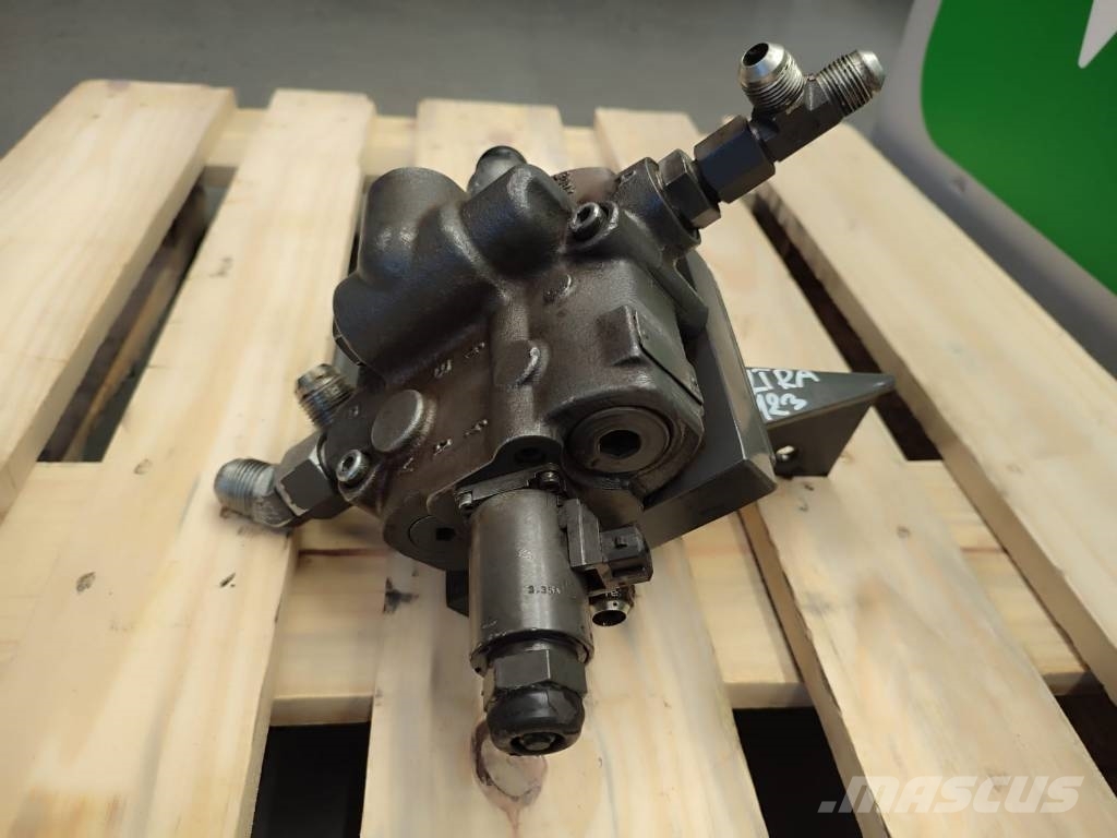 Valtra Hydraulic distributor Bosch 1525100139 Valtra N123 Hüdraulika