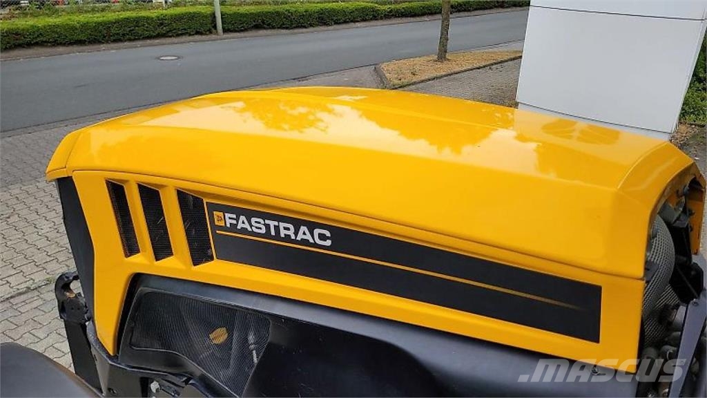 JCB Fastrac 4220 iCON Traktoren