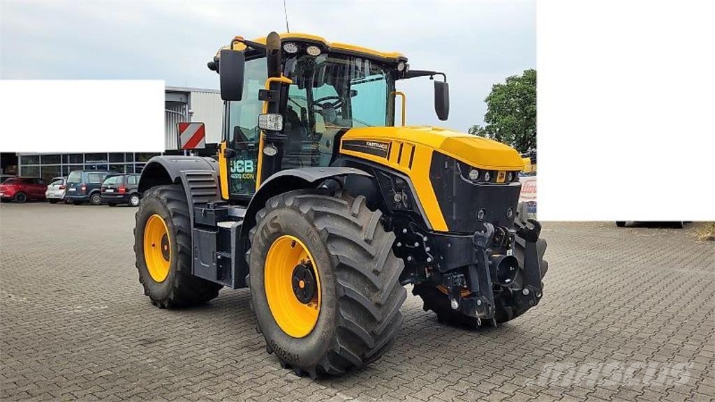 JCB Fastrac 4220 iCON Traktoren