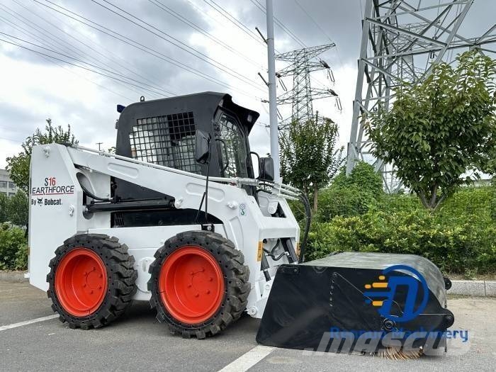 Bobcat S 16 滑移装载机