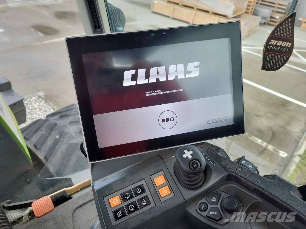 CLAAS Xerion 5000 Trac TS 트랙터