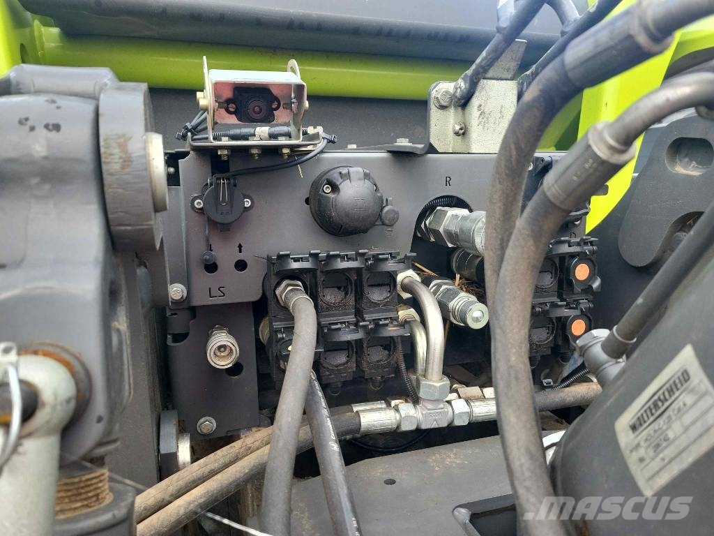 CLAAS Xerion 5000 Trac TS 트랙터