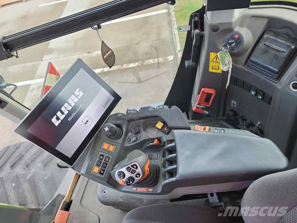 CLAAS Xerion 5000 Trac TS 트랙터