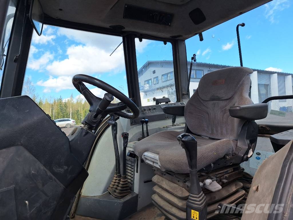 Valtra Valmet 6900 الجرارات