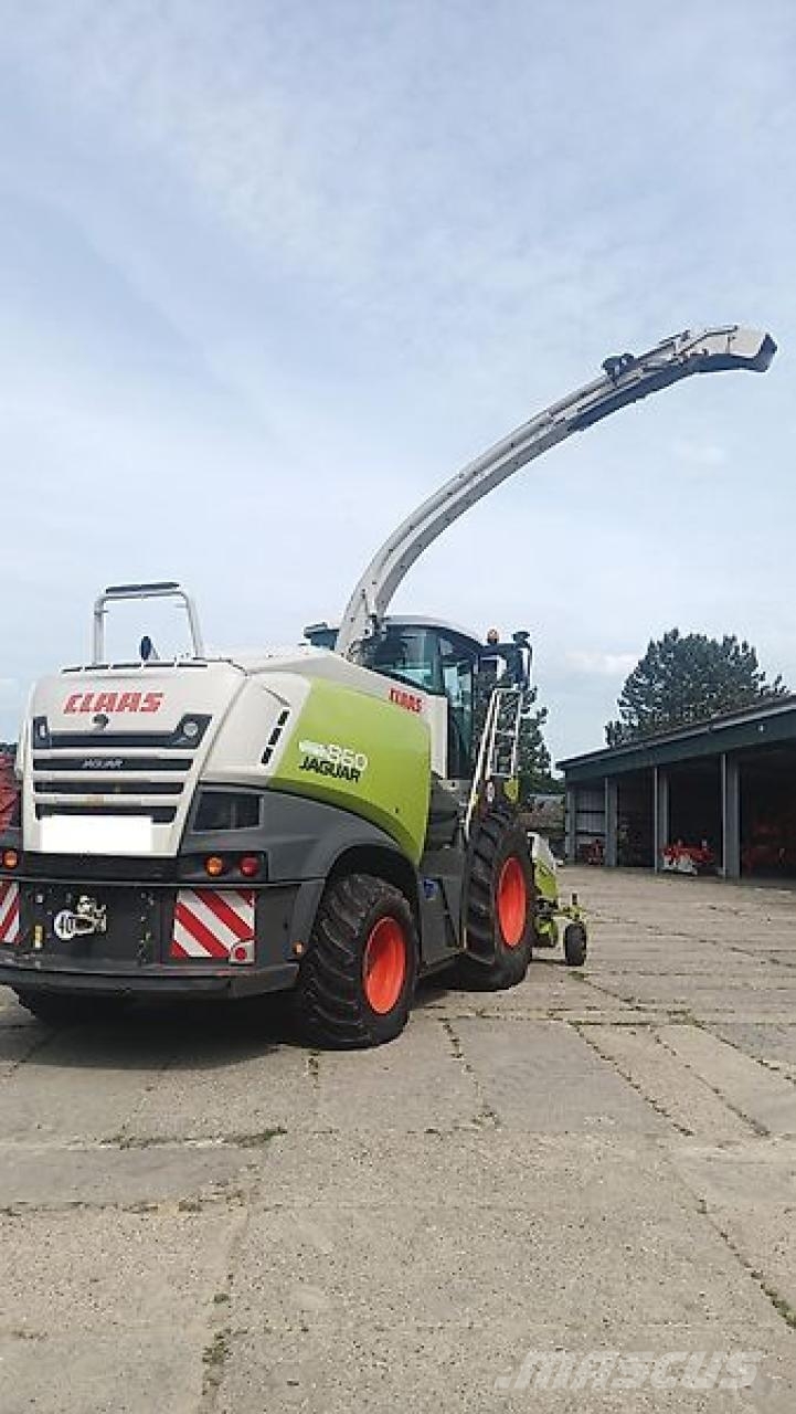 CLAAS Jaguar 860 Selbstfahrende Häcksler