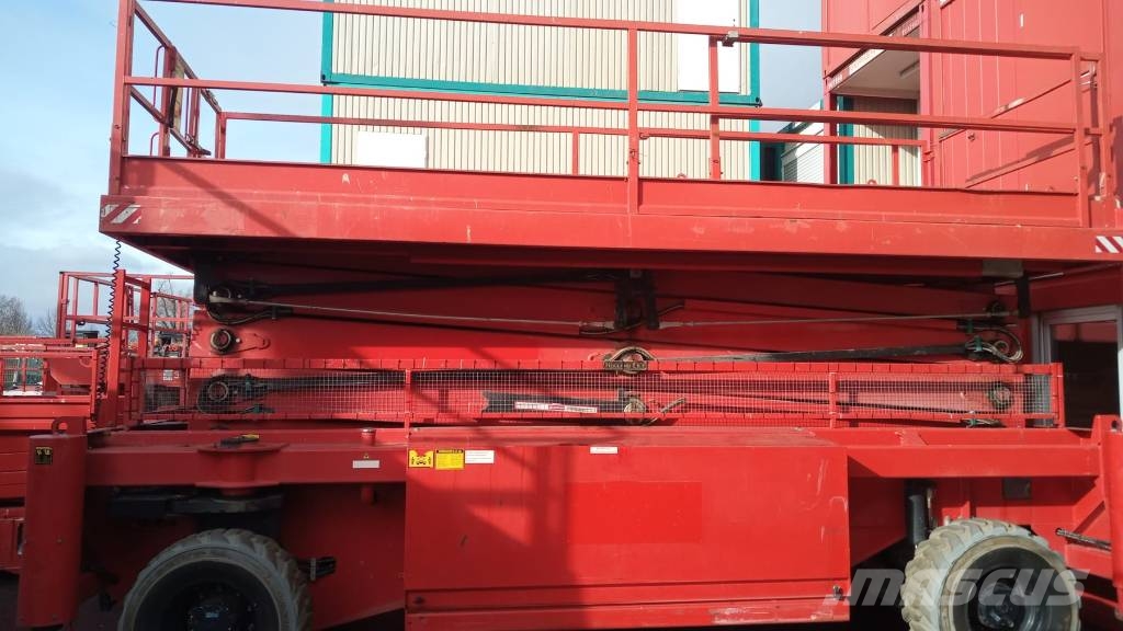 Holland Lift Combistar M-250HYL25 4WD/P/N Scissor lifts