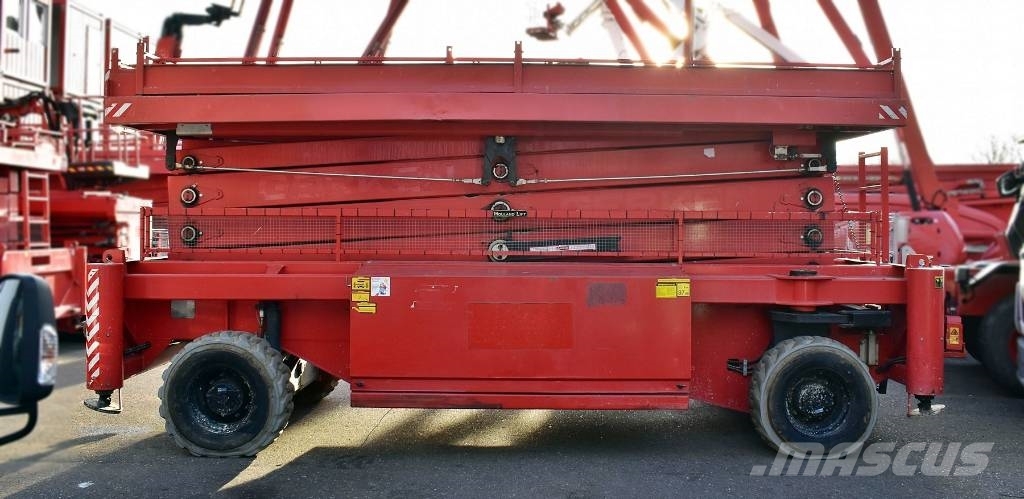 Holland Lift Combistar M-250HYL25 4WD/P/N Scissor lifts