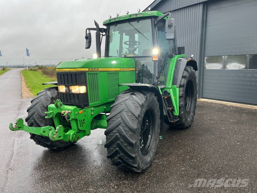 John Deere 6800 Tratores Agrícolas usados