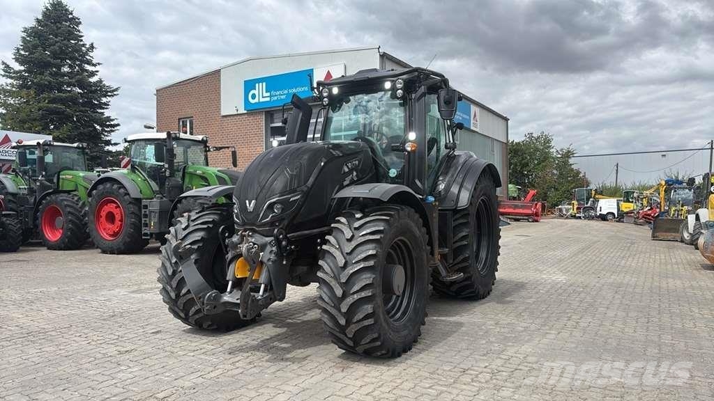 Valtra T234D 0 Traktori