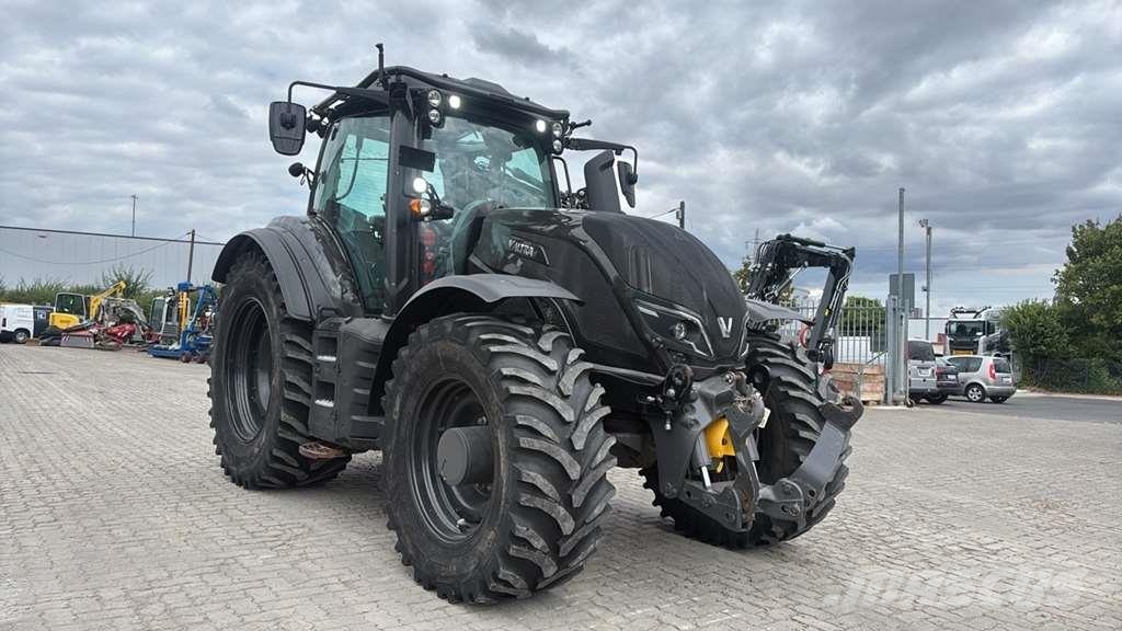 Valtra T234D 0 Traktori