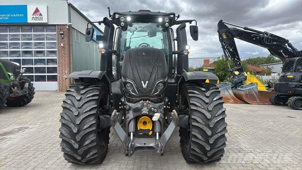 Valtra T234D 0 Traktori