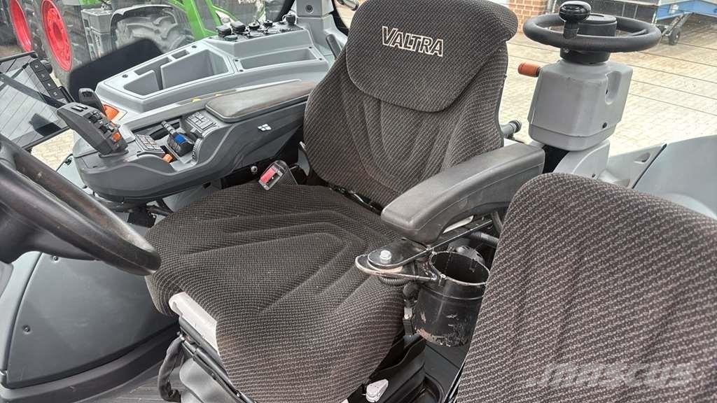 Valtra T234D 0 Tractores