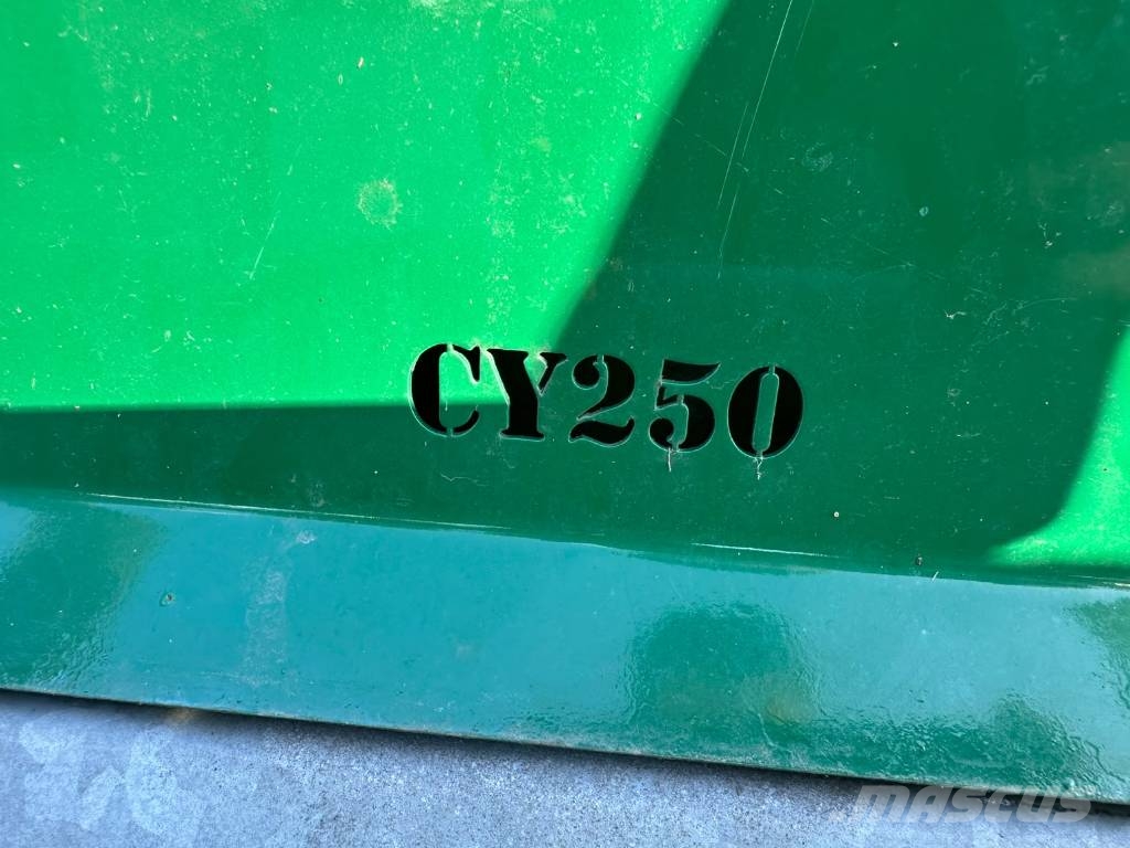 Major MJ31-250 Cyclone Topper Slåmaskiner