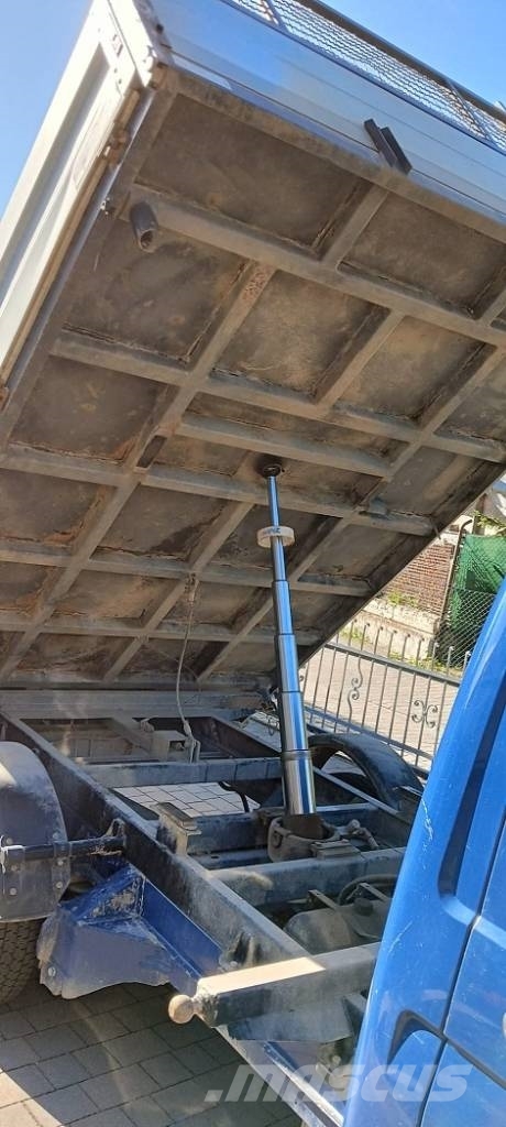 Volkswagen T5 Kipper 4Motion 自卸车