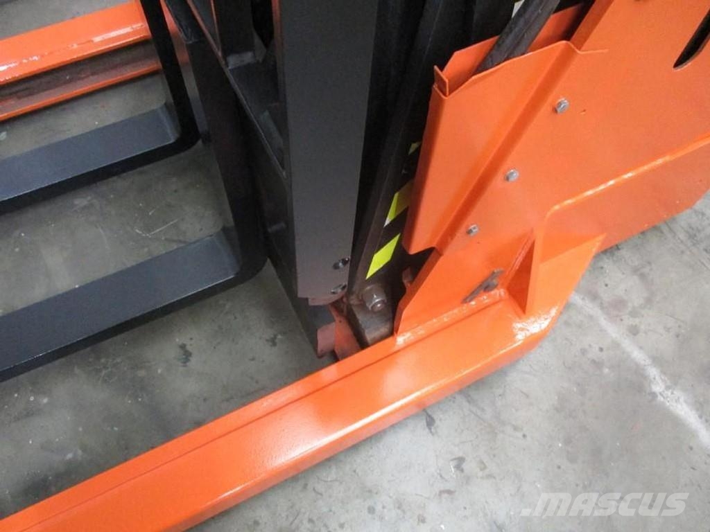 BT RWE120 Nisko podizni električni viličar