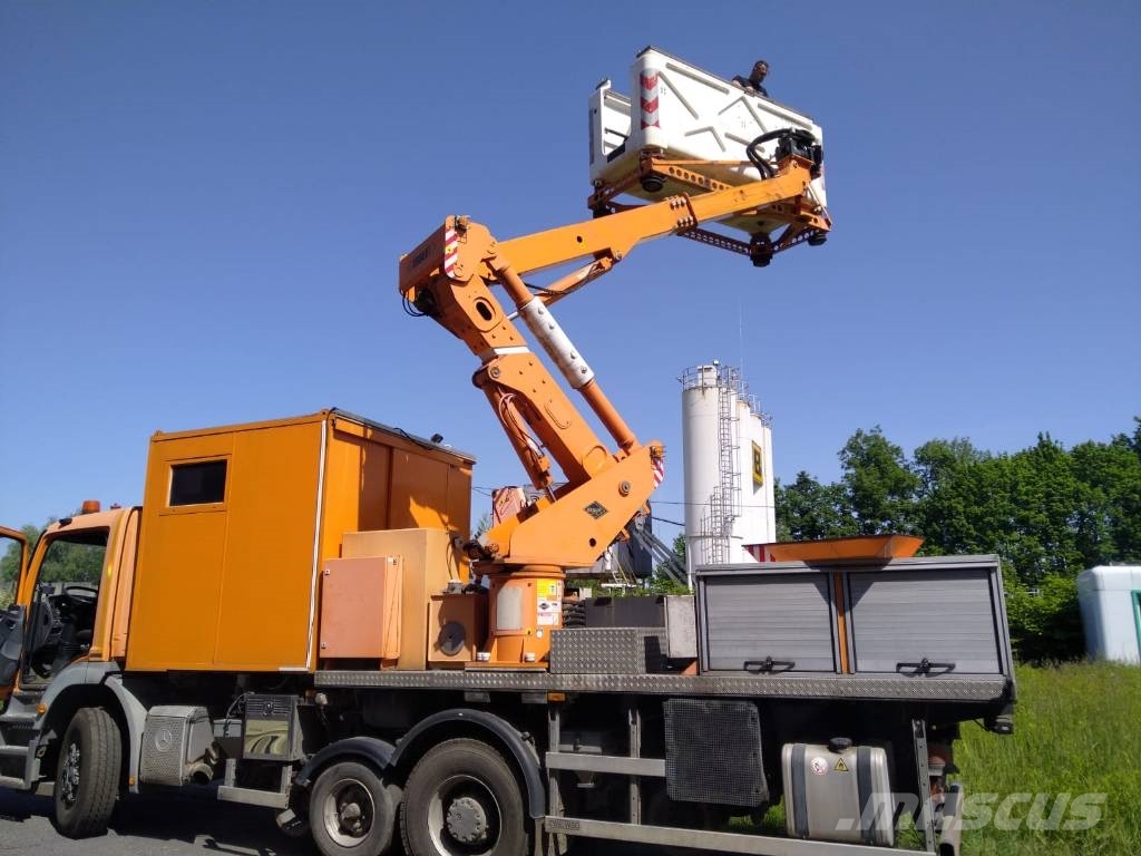 Mercedes-Benz AXOR 1833 overhead line truck Rail Dvojcestné rýpadlá