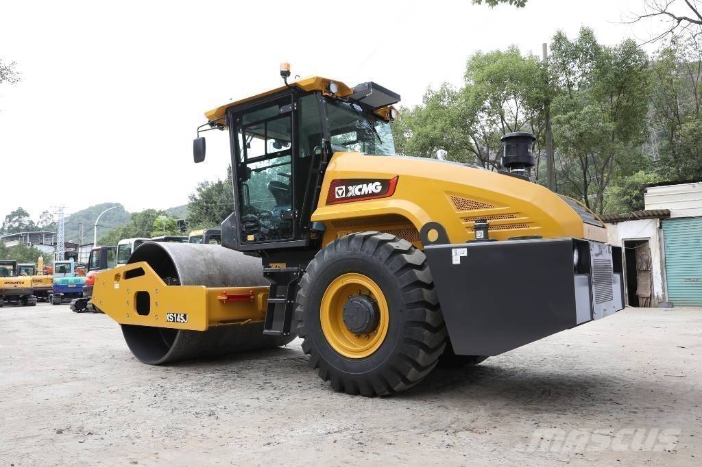 XCMG XS 145J ضاغطات التربة