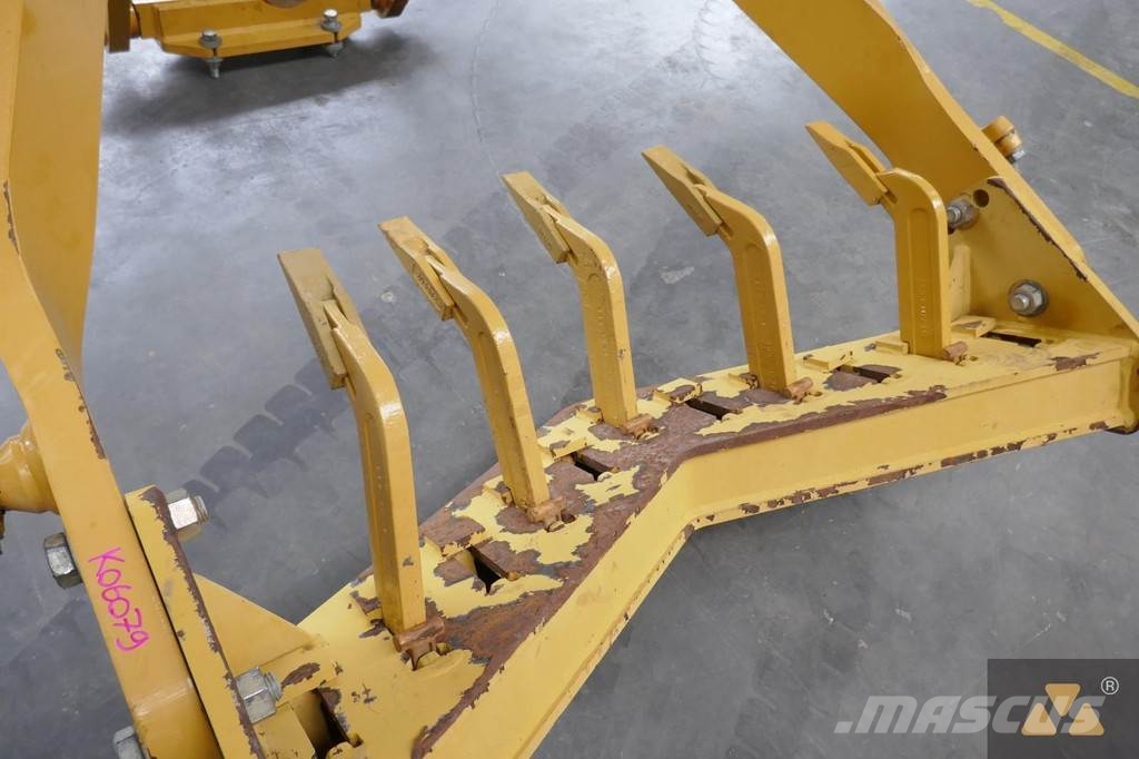 CAT 140M Scarifier Ostale komponente