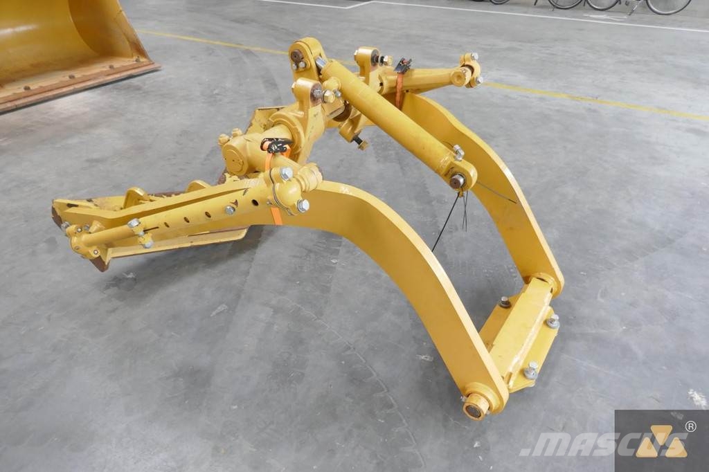 CAT 140M Scarifier Ostale komponente