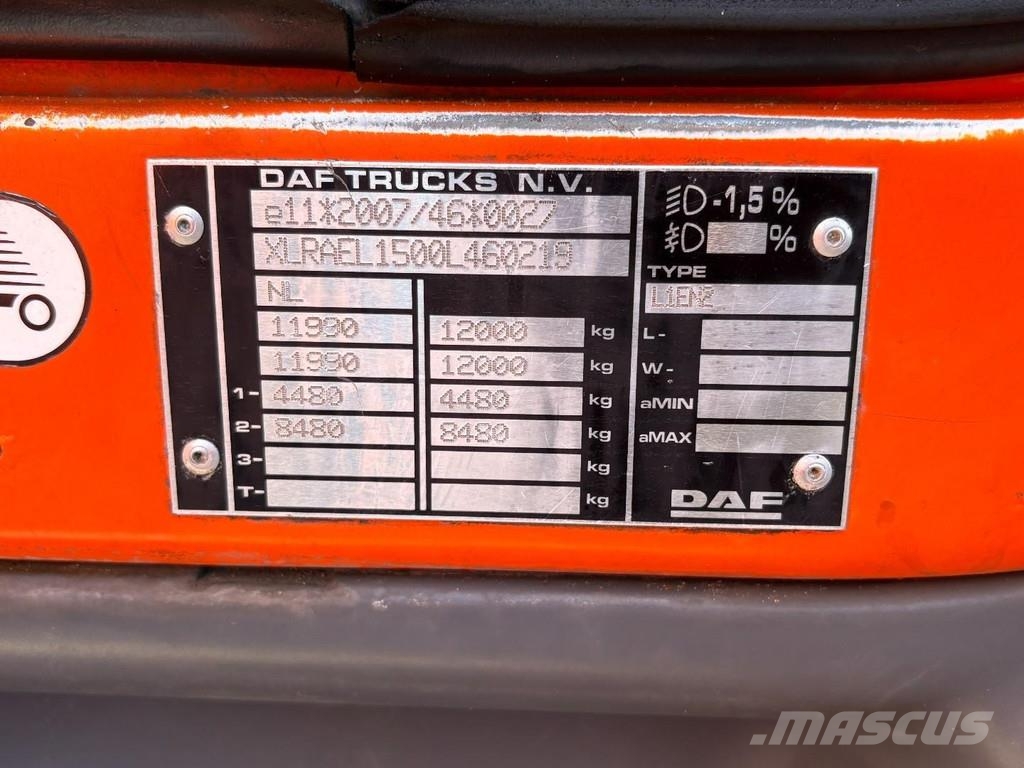 DAF LF 210 + LOADLIFT + 12 TON + BOX 7.10 METER + SMAR Caminhões baú