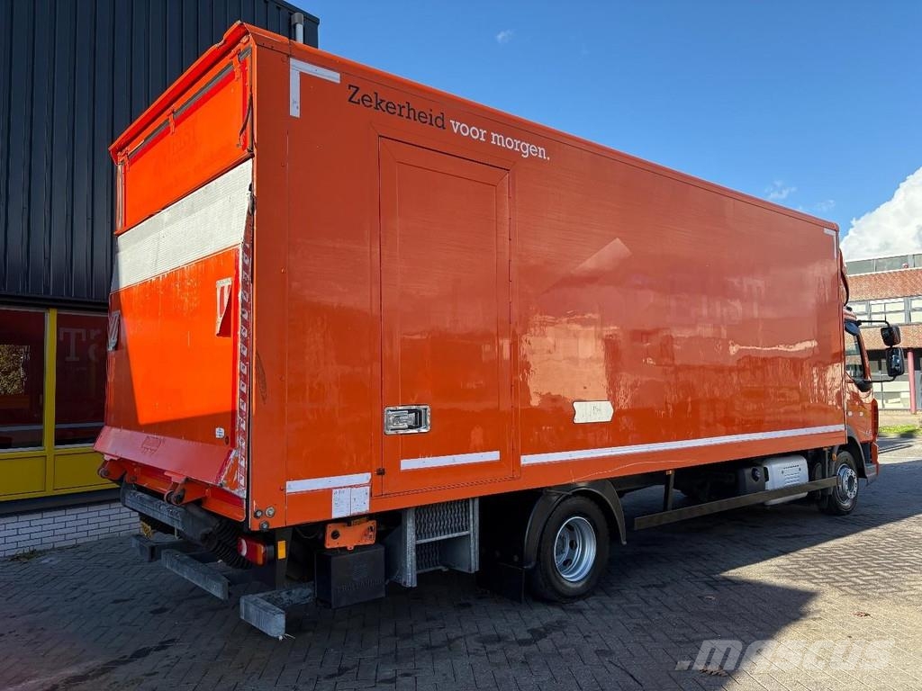 DAF LF 210 + LOADLIFT + 12 TON + BOX 7.10 METER + SMAR Box body trucks