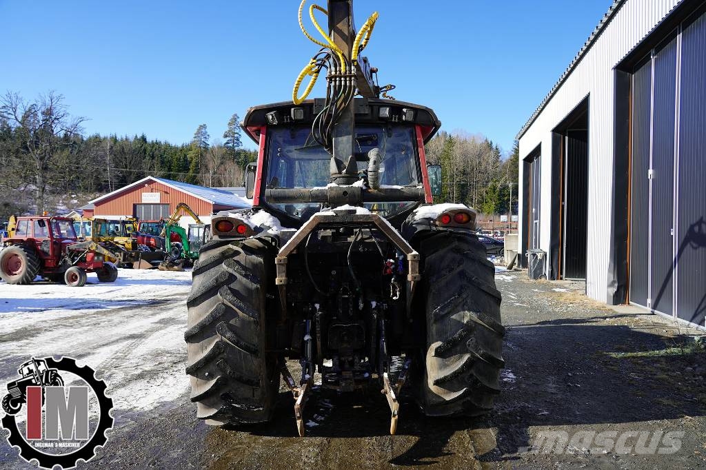 Valtra N101 / TPG95T Traktorid