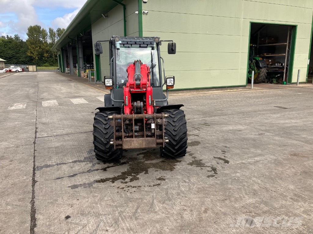 Weidemann 2070 LP CX80 Teleskopradlader / Hoflader /Schäffer Cargadoras de ruedas telescópicas