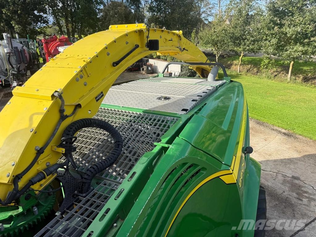 John Deere 8600 JD 8600 4 WD 40 KM Harvester Airco Combine Flishuggar