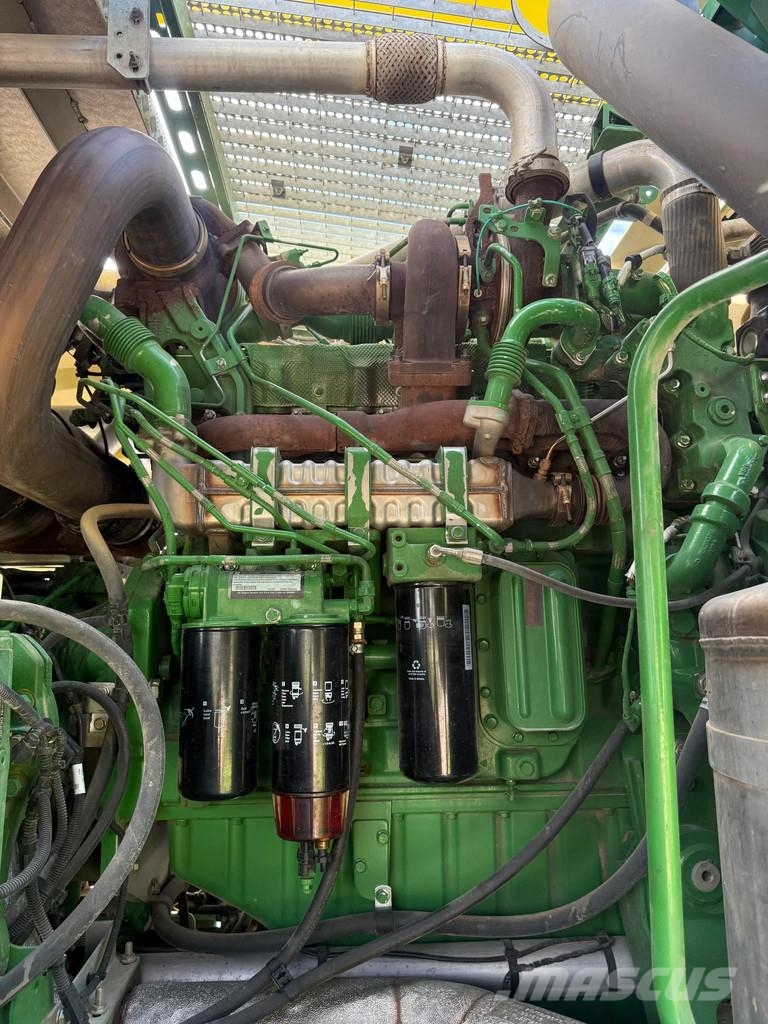John Deere 8600 JD 8600 4 WD 40 KM Harvester Airco Combine Flishuggar