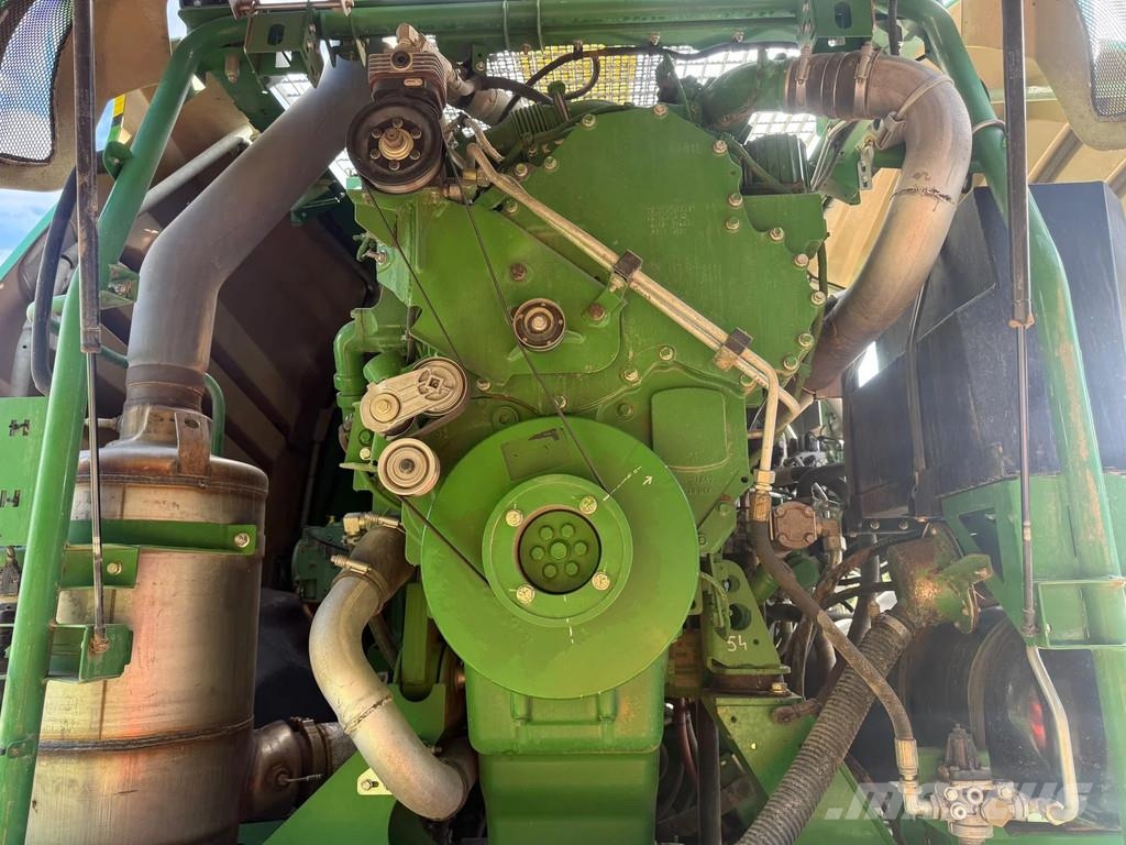 John Deere 8600 JD 8600 4 WD 40 KM Harvester Airco Combine Flishuggar