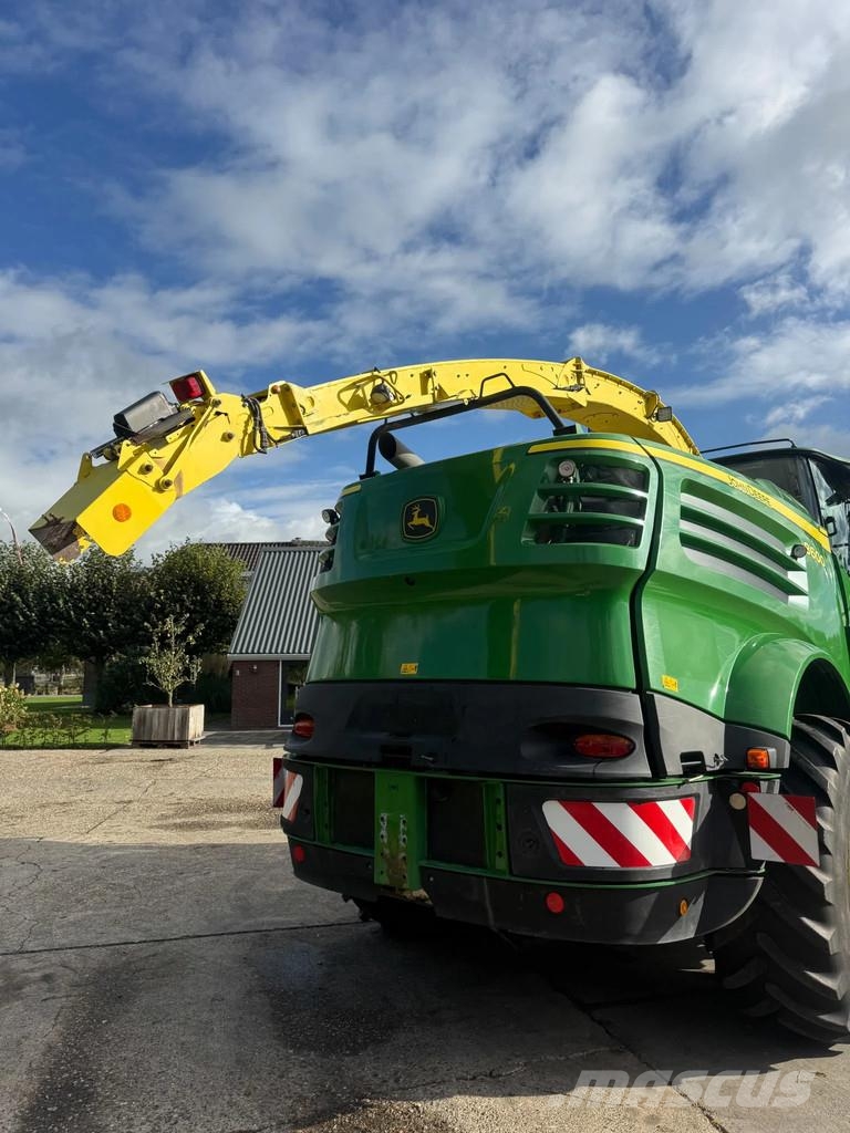 John Deere 8600 JD 8600 4 WD 40 KM Harvester Airco Combine Flishuggar
