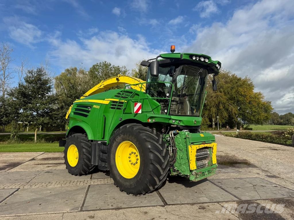 John Deere 8600 JD 8600 4 WD 40 KM Harvester Airco Combine Flishuggar