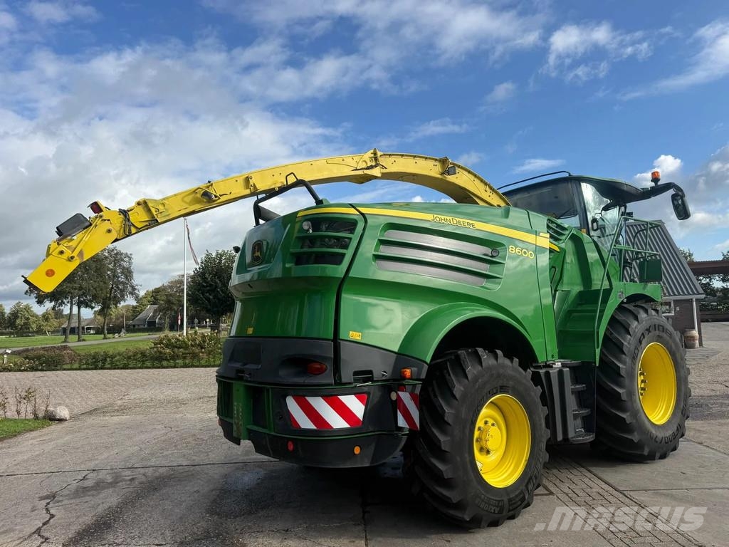 John Deere 8600 JD 8600 4 WD 40 KM Harvester Airco Combine Flishuggar