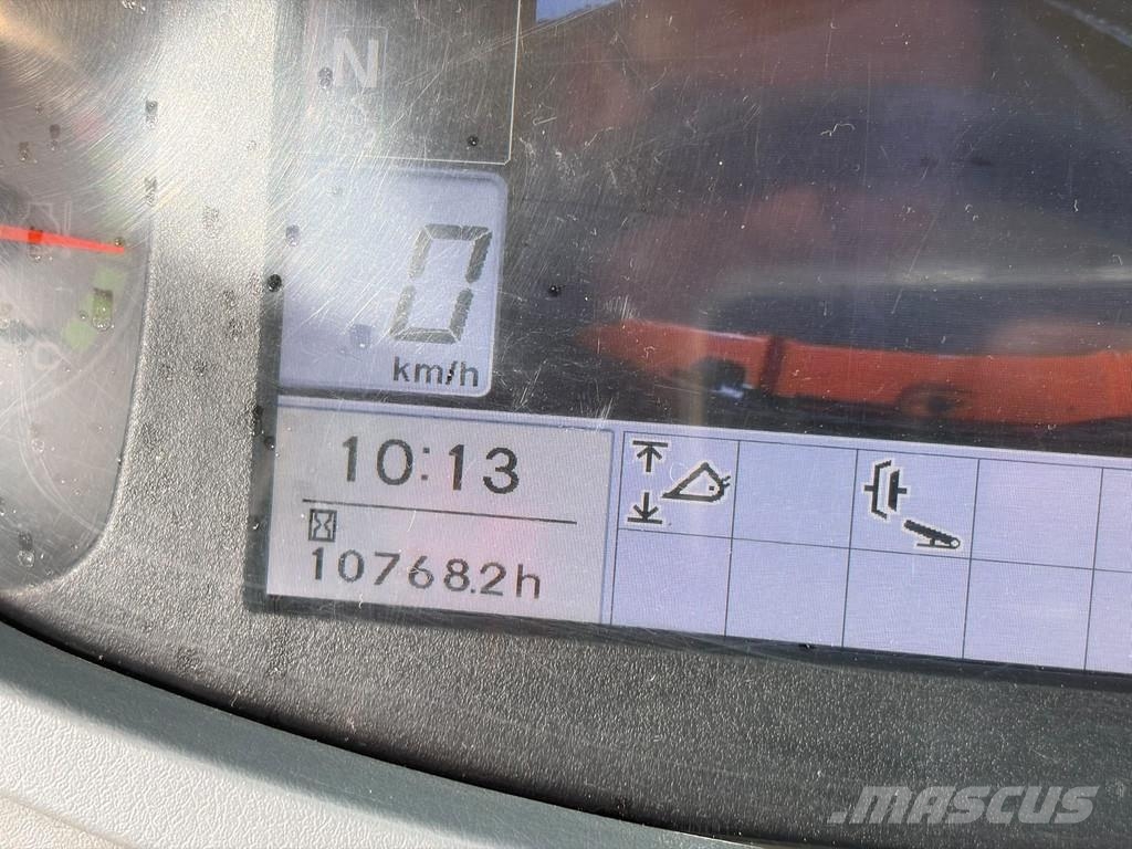 Hitachi ZW220-5B 轮式装载机