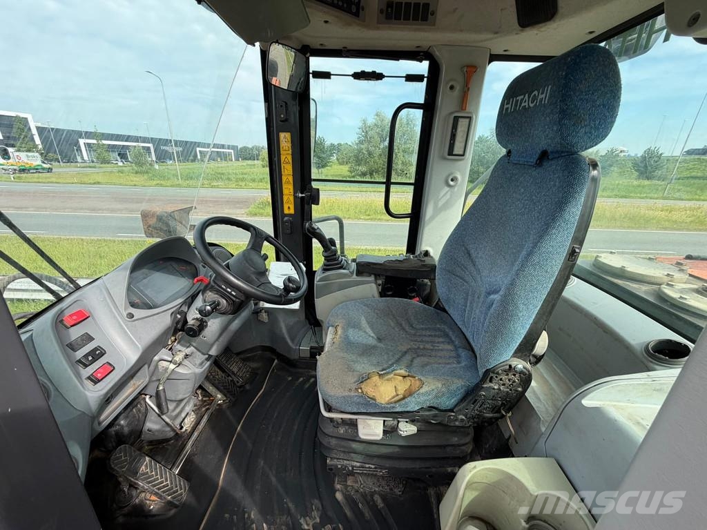 Hitachi ZW220-5B Wheel loaders