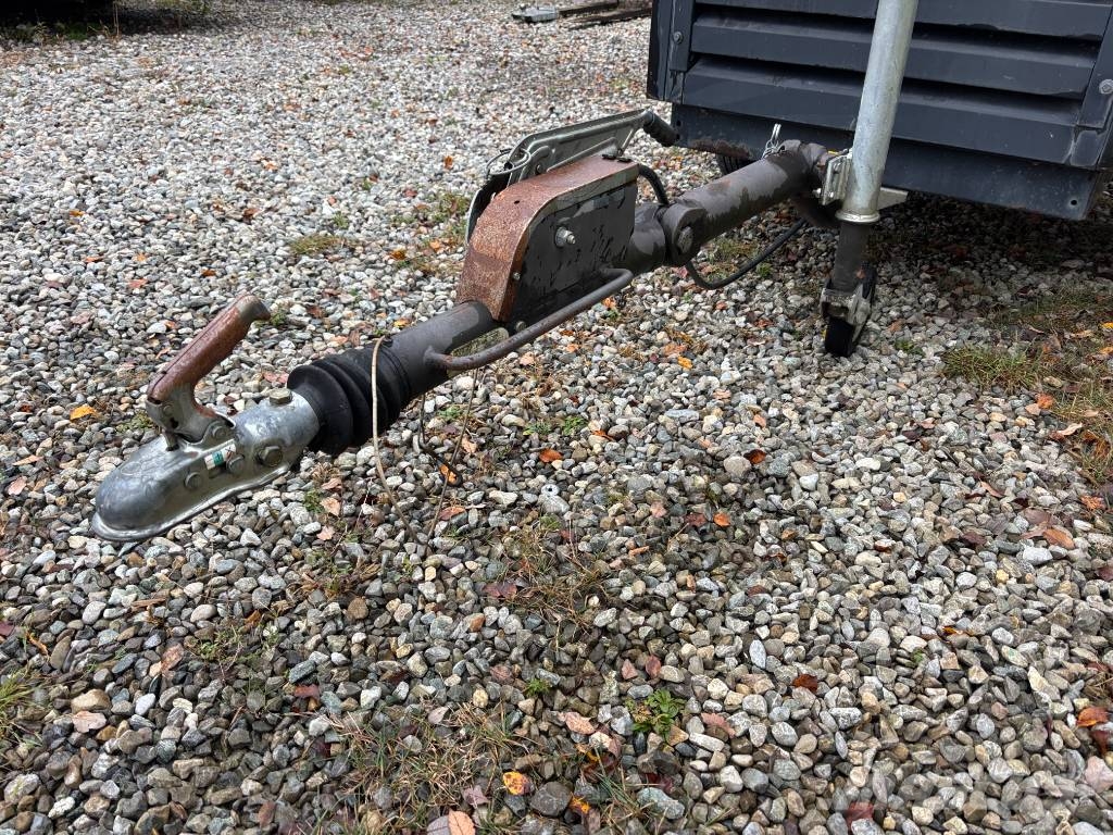 Atlas Copco XAS 67 DD + Zubehör Kompresory