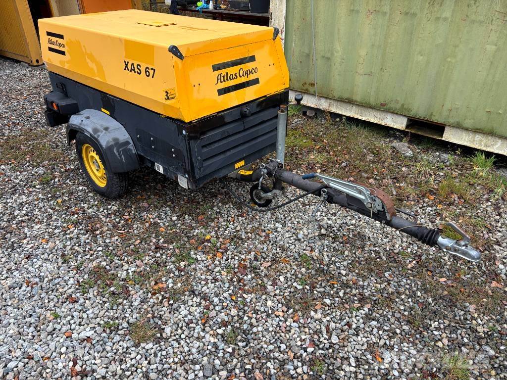 Atlas Copco XAS 67 DD + Zubehör Kompresory