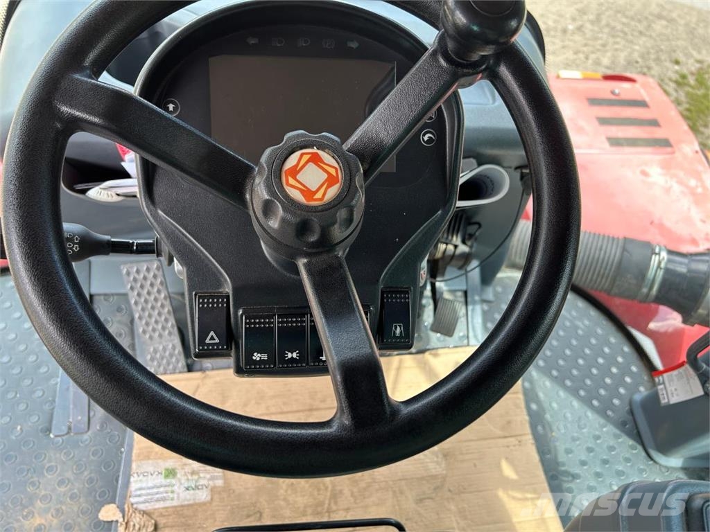 Kirovets K743 mit Mercedes Motor OM470LA 曳引機
