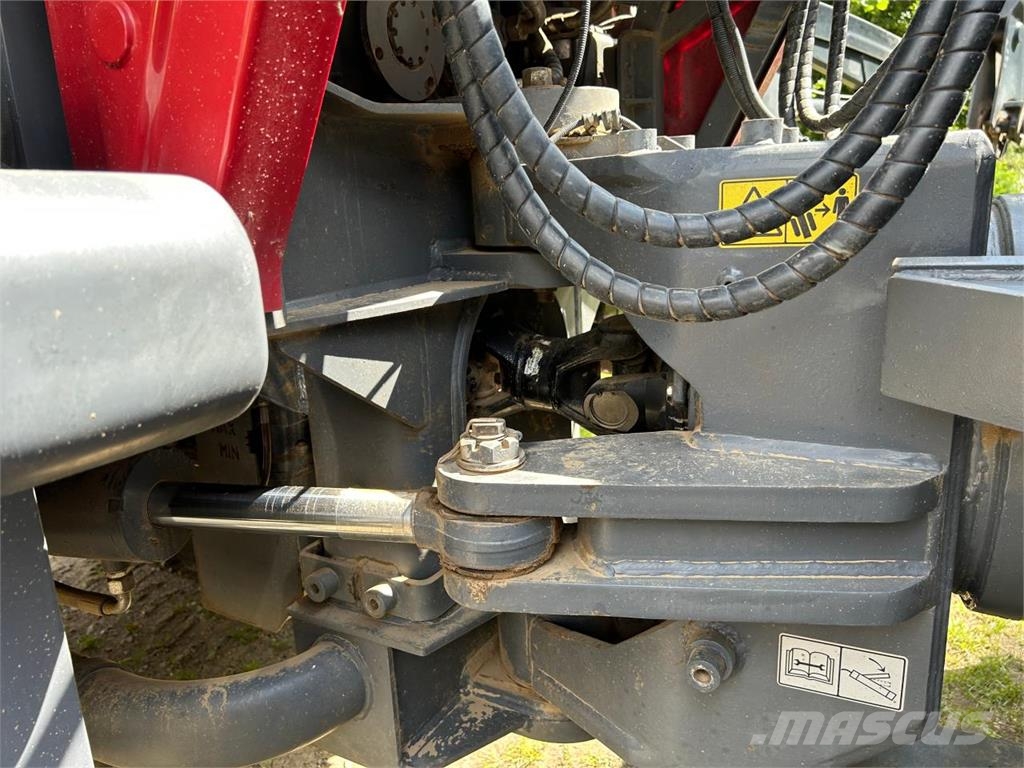 Kirovets K743 mit Mercedes Motor OM470LA 曳引機