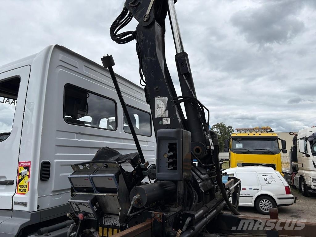 Mercedes-Benz Axor 2633 + HIAB 122 B-2 + 6X4 + REMOTE + MANUAL Grúas todo terreno