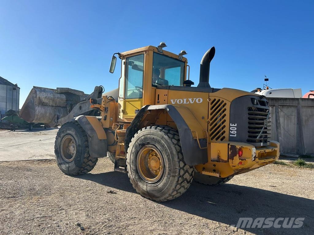 Volvo L60E 轮式装载机