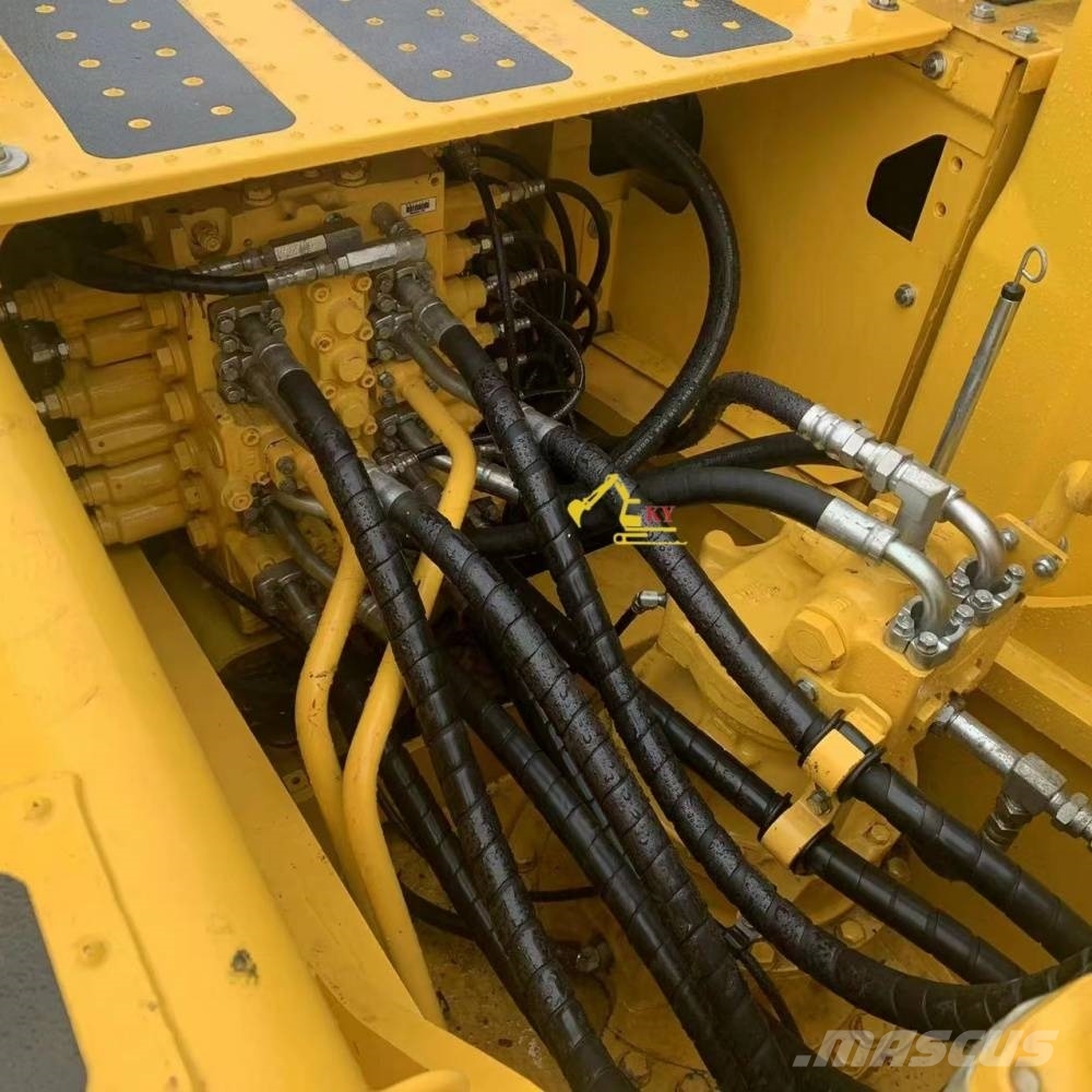 Komatsu PC 240 Верижен екскаватор