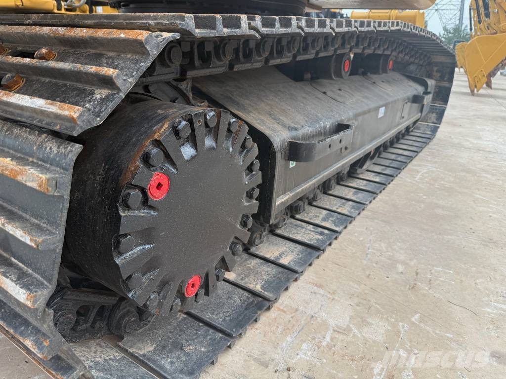 CAT 320 D Raupenbagger