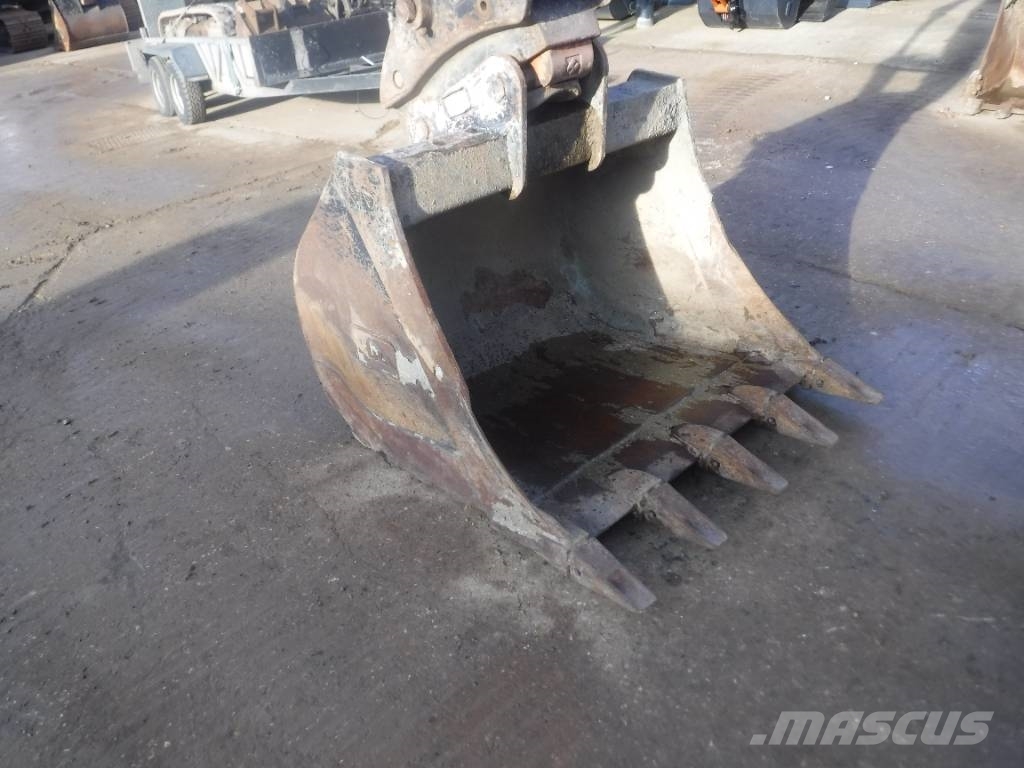 Hitachi ZX 130 LC N-7 Rupsgraafmachines