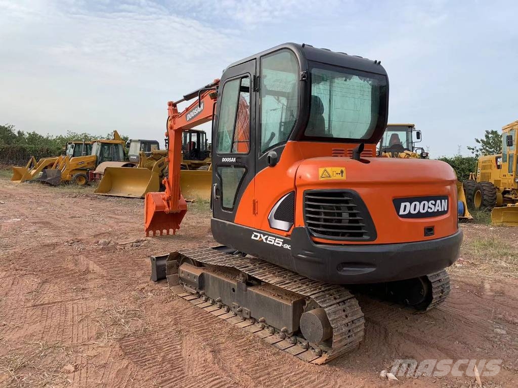 Doosan DX55 Minikoparki