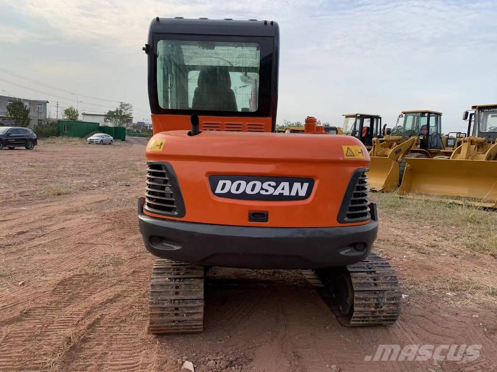 Doosan DX55 Minikoparki