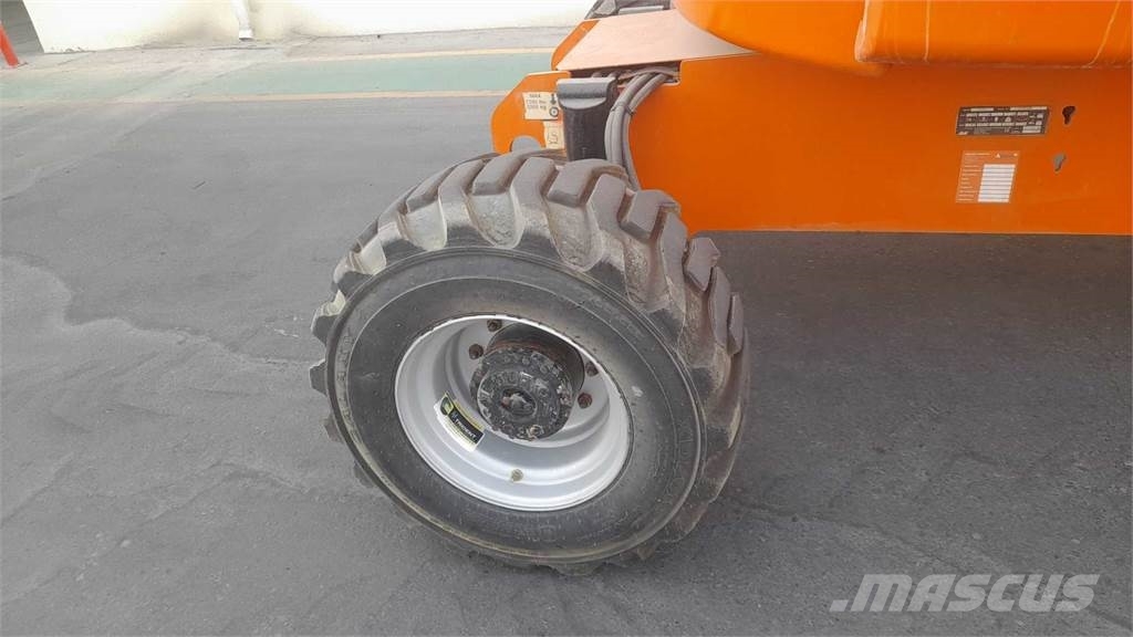 JLG 450AJSII Piattaforme a braccio articolato
