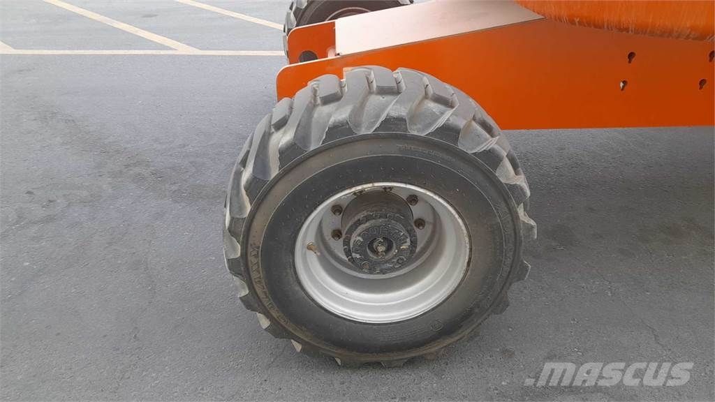 JLG 450AJSII Piattaforme a braccio articolato